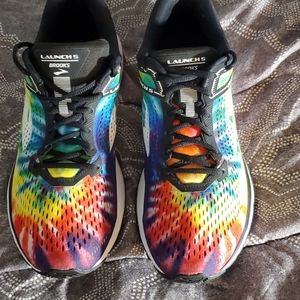 Brooks launches running shoes